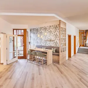 Garni Gaestehaus Am Muehlbach 3* אוטובוירן