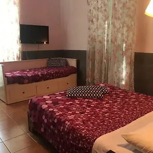 La Casa Di Elena Penzion
